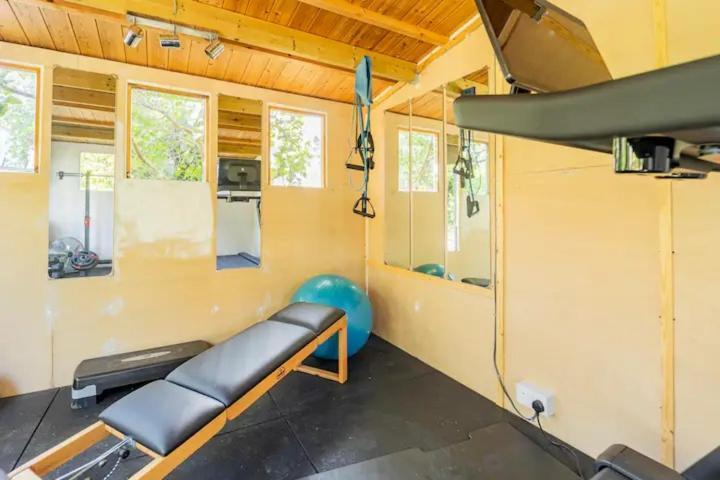 The Lodge - A Tranquil Escape Atworth Екстер'єр фото